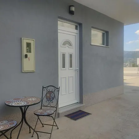 Gogo, Free Parking, Self Check-in 斯普利特